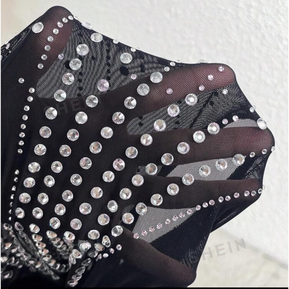 Rhinestone Dress With Tail - Picture 4 of 4